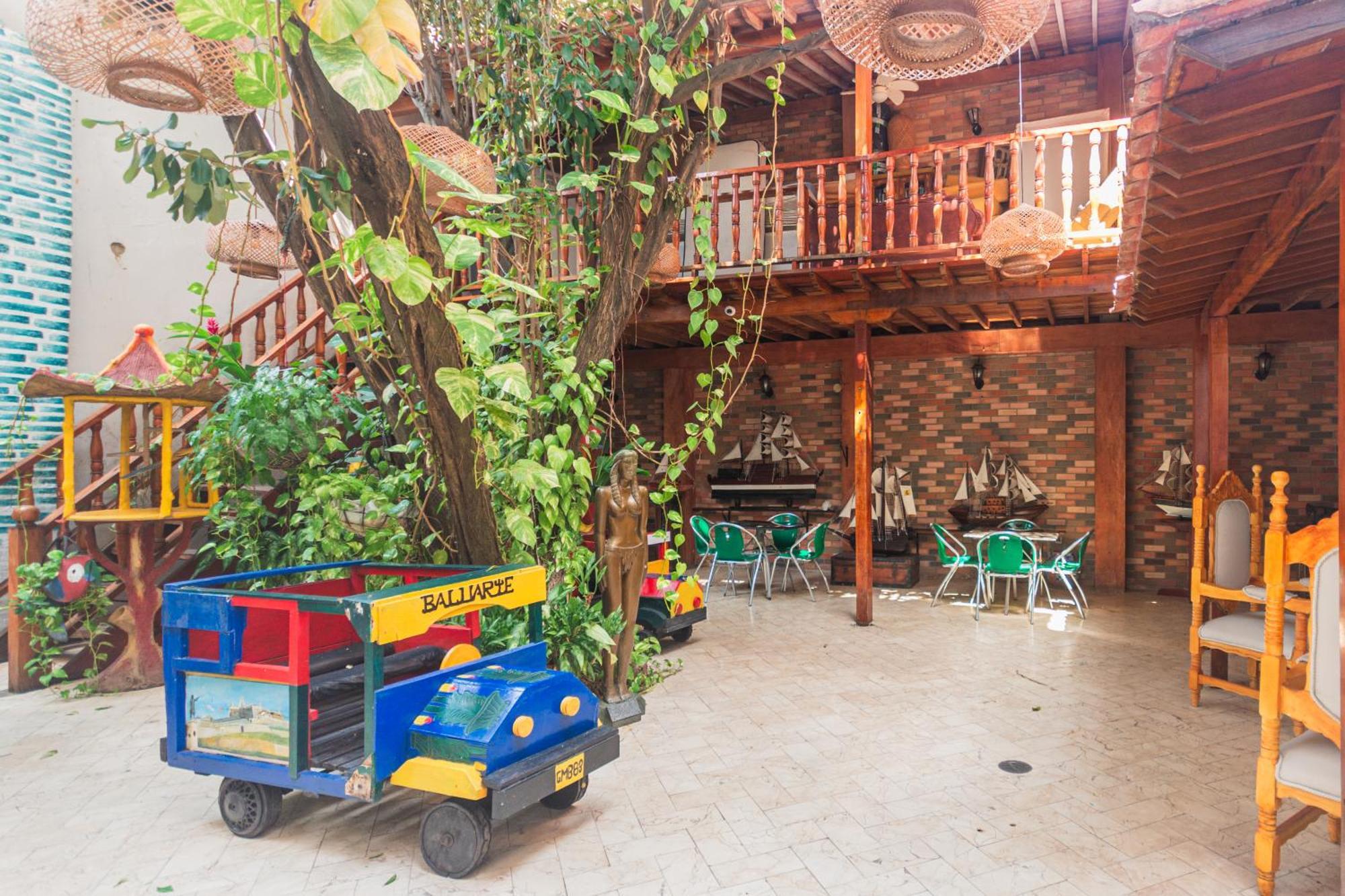 Hotel Baluarte Coast Cartagena Exterior photo