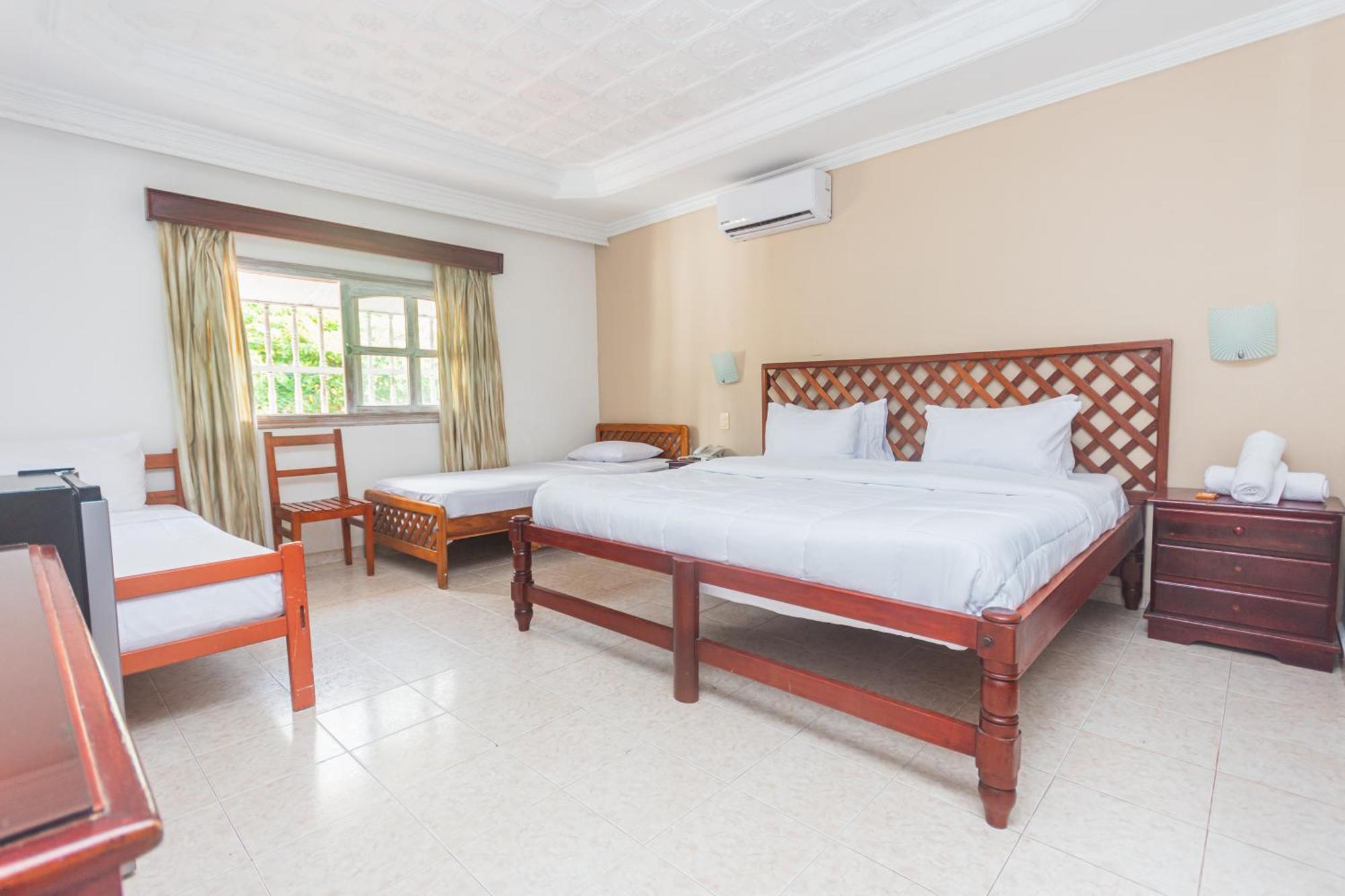 Hotel Baluarte Coast Cartagena Exterior photo
