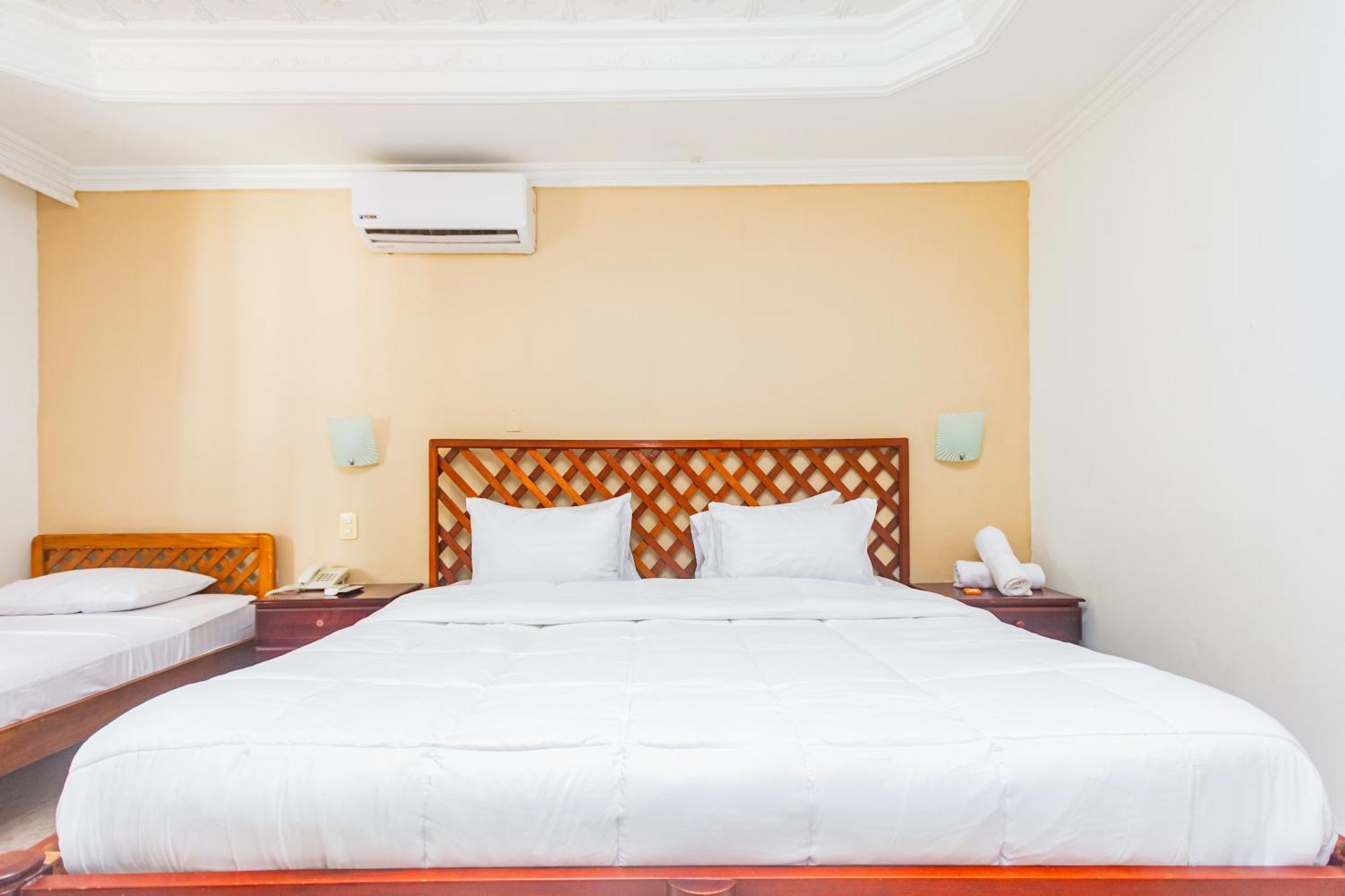 Hotel Baluarte Coast Cartagena Exterior photo